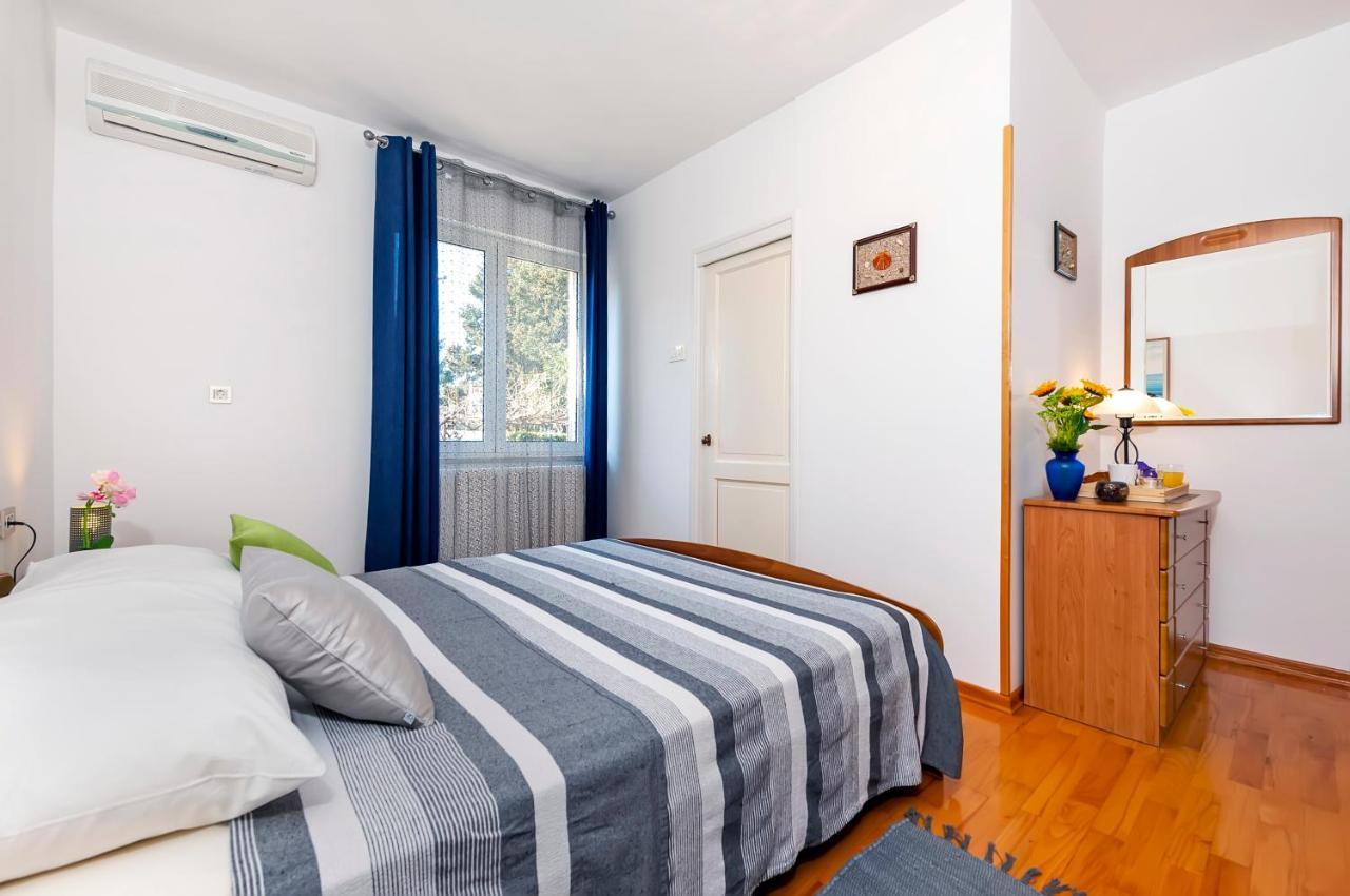 Apartment & Rooms Graciela Rovinj Exterior photo