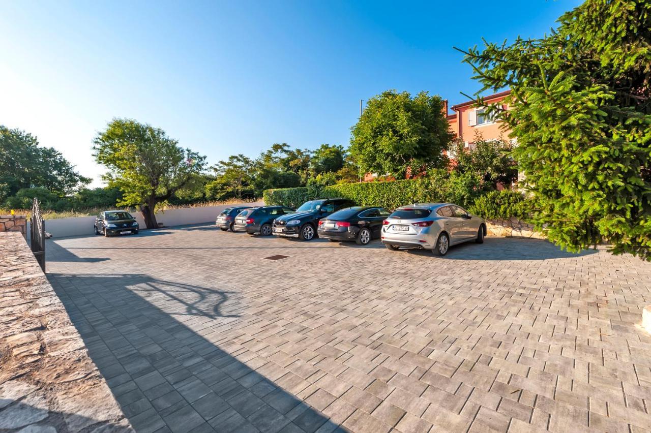 Apartment & Rooms Graciela Rovinj Exterior photo